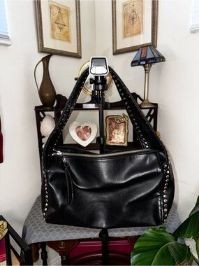 VINTAGE Y2K NINE WEST STUDDED SHOULDER BAG